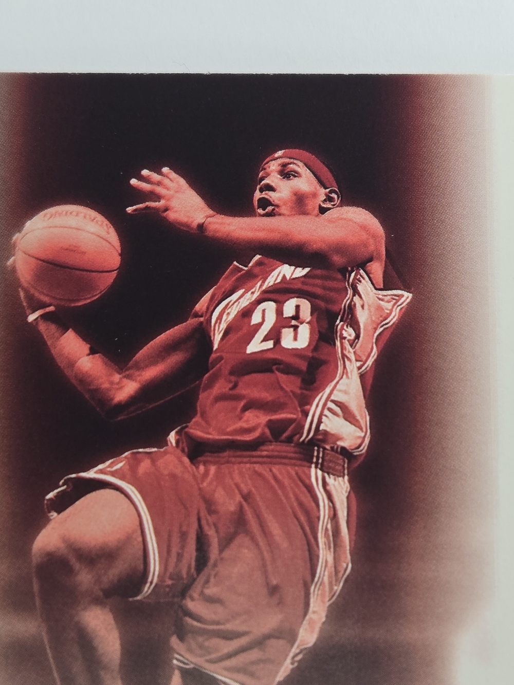LeBron James Rookie Basketball Card Phenominal Beginning Red Jersey Cavaliers - Picture 11 of 15